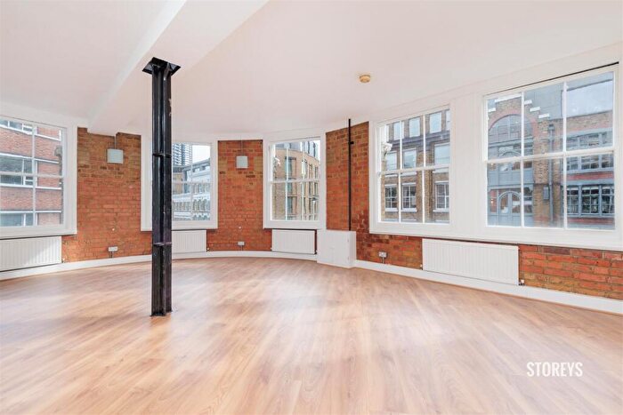 2 Bedroom Apartment To Rent In Garden Walk, Shoreditch, London, EC2A