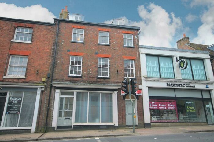 1 Bedroom Flat To Rent In High East Street, Dorchester, DT1