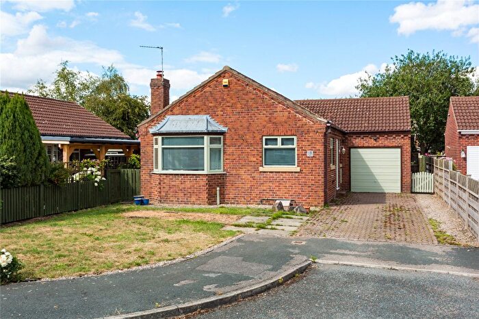 2 Bedroom Bungalow For Sale In Elvington Park, Elvington, York, North Yorkshire, YO41