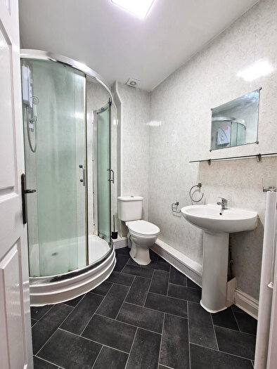 3 Bedroom Flat To Rent In Empire Court, Avon Street, Rugby, Warwickshire, CV21