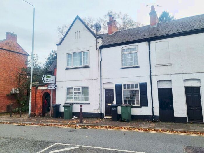 2 Bedroom Cottage To Rent In London Road, Oadby, LE2