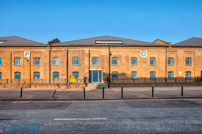 2 Bedroom Flat To Rent In The Grainstore, Western Gateway, London, E16