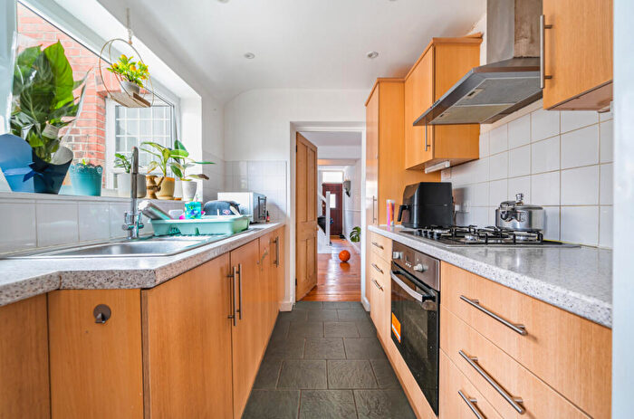 2 Bedroom Terraced House For Sale In Coventry Road, Reading, Berkshire, RG1