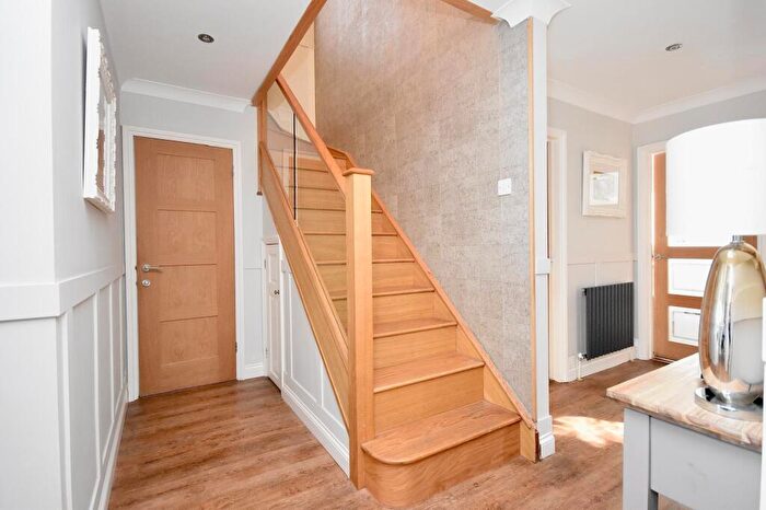 4 Bedroom Detached House For Sale In Vandyke Road, Leighton Buzzard, LU7