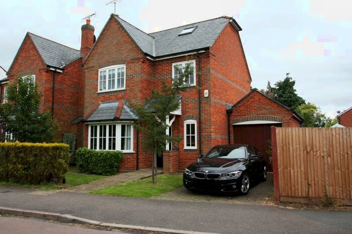 4 Bedroom Detached House To Rent In Streets Heath, West End, GU24