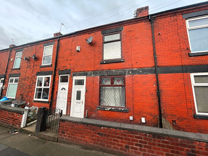 1 Bedroom House Of Multiple Occupation To Rent In Elizabeth Street, Manchester, Greater Manchester, M27