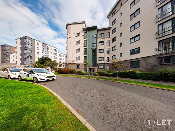 2 Bedroom Flat To Rent In Lochend Park View, Leith, Edinburgh, EH7