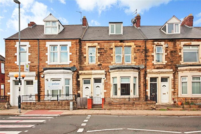 2 Bedroom Flat To Rent In Musgrave Terrace, Pelaw, Gateshead, NE10
