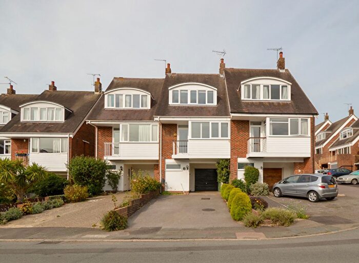 3 Bedroom Terraced House To Rent In Hawthorn Way, Storrington, Pulborough, West Sussex, RH20
