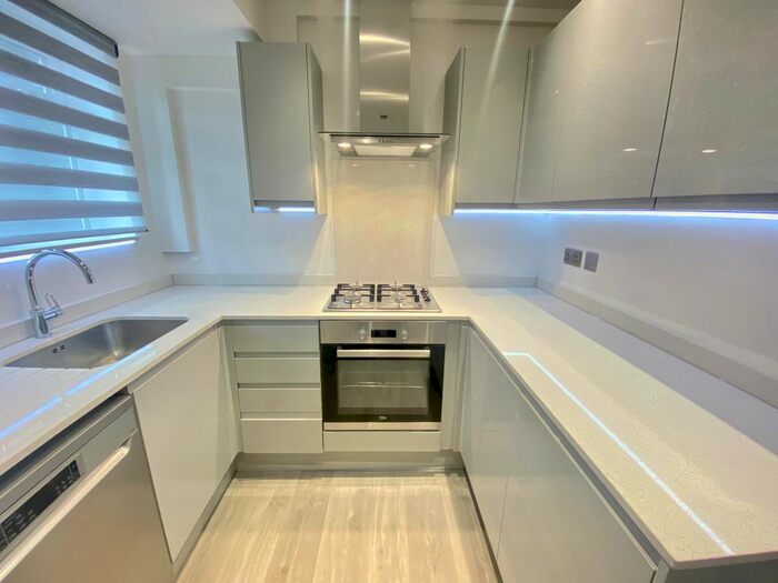 2 Bedroom Maisonette To Rent In Nestles Avenue, Hayes, UB3