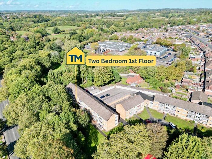 2 Bedroom Apartment For Sale In Morfa Gardens, Coundon, Coventry - Extended Lease & No Chain, CV6