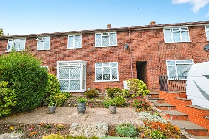 3 Bedroom Terraced House For Sale In Tennyson Close, Hereford, HR4