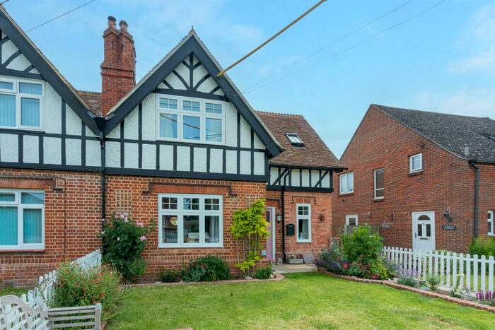 3 Bedroom Cottage For Sale In Moreton Road, Aston Tirrold, OX11