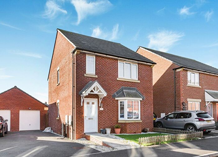 3 Bedroom Detached House For Sale In Pearce Drive, Faringdon, Oxfordshire, SN7