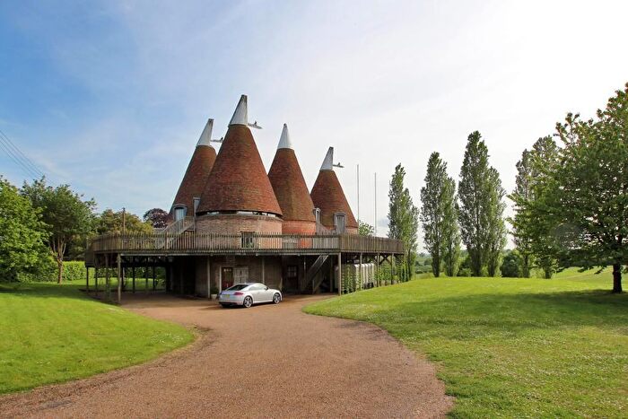 8 Bedroom Detached House For Sale In Brick Kiln Lane, Horsmonden, Kent, TN12