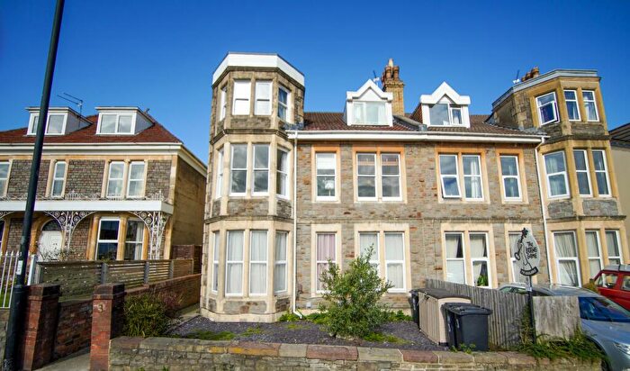 2 Bedroom Flat To Rent In Howard Road, Westbury Park, Bristol, BS6