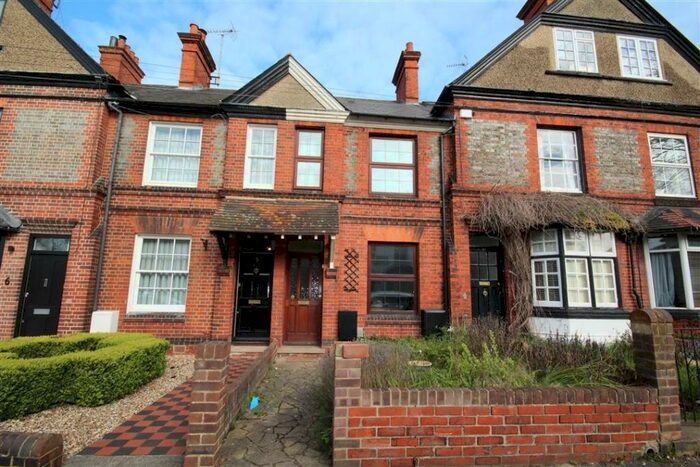 2 Bedroom Terraced House To Rent In Station Terrace, Twyford, Reading, Berkshire, RG10