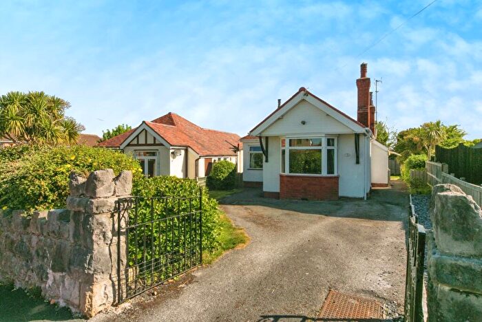 2 Bedroom Bungalow For Sale In Princess Avenue, Rhos On Sea, Colwyn Bay, Conwy, LL28