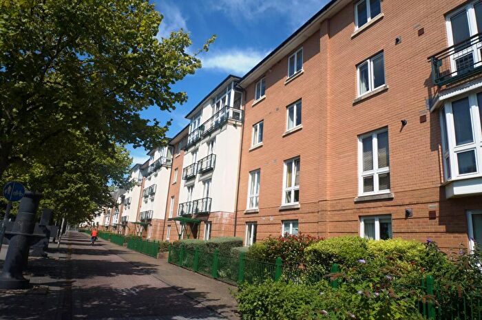 2 Bedroom Flat To Rent In Barletta House, Cardiff Bay, CF10