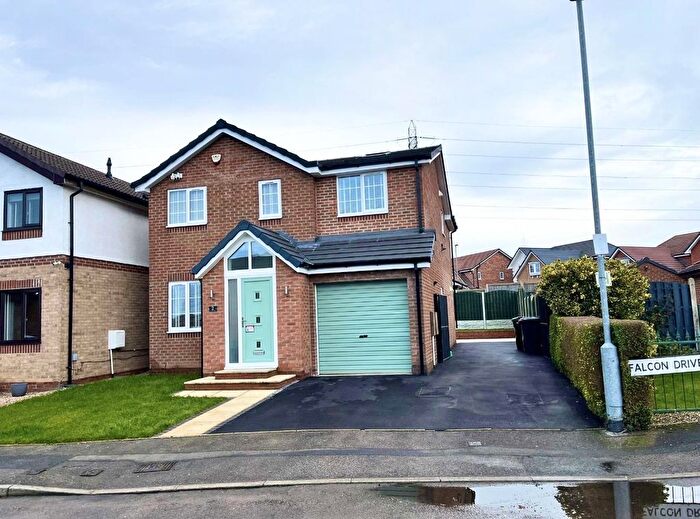 4 Bedroom Detached House For Sale In St. Helens Close, Treeton, S60
