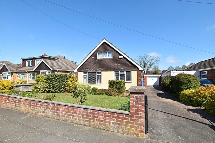 3 Bedroom Detached House For Sale In Ancaster Avenue, Grimsby, DN33