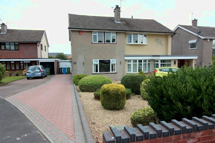 3 Bedroom Semi-Detached House To Rent In Kingsway, Essington, Wolverhampton, WV11