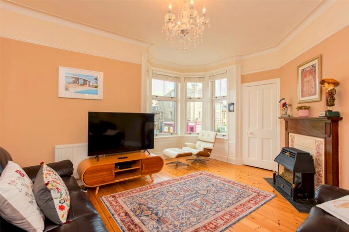 2 Bedroom Terraced House To Rent In Newhaven Road, Edinburgh, Midlothian, EH6