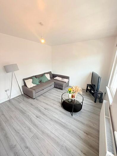 4 Bedroom Terraced House To Rent In Croland Road, London, N15