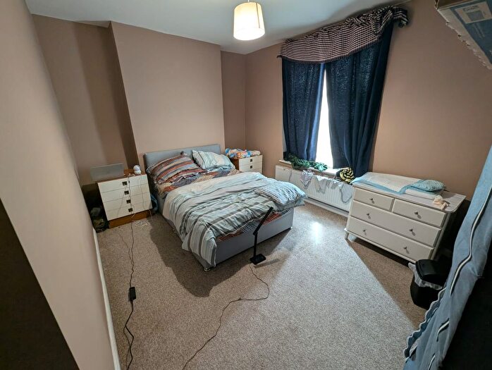 2 Bedroom Barn Conversion To Rent In Ancrum Drive, Dundee, DD2