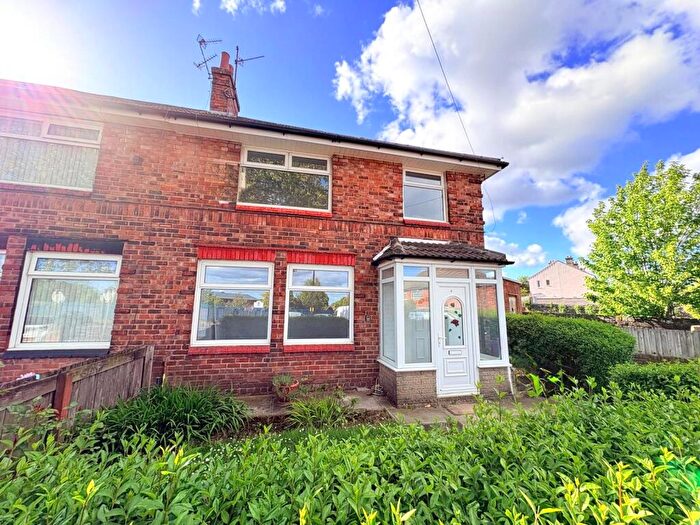 3 Bedroom Semi Detached House To Rent In Waldgrave Road, Liverpool, Merseyside, L15