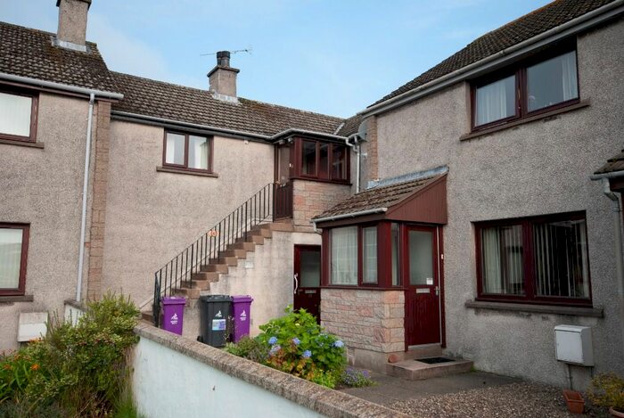 2 Bedroom Flat To Rent In Castle Crescent, Friockheim, Angus DD11