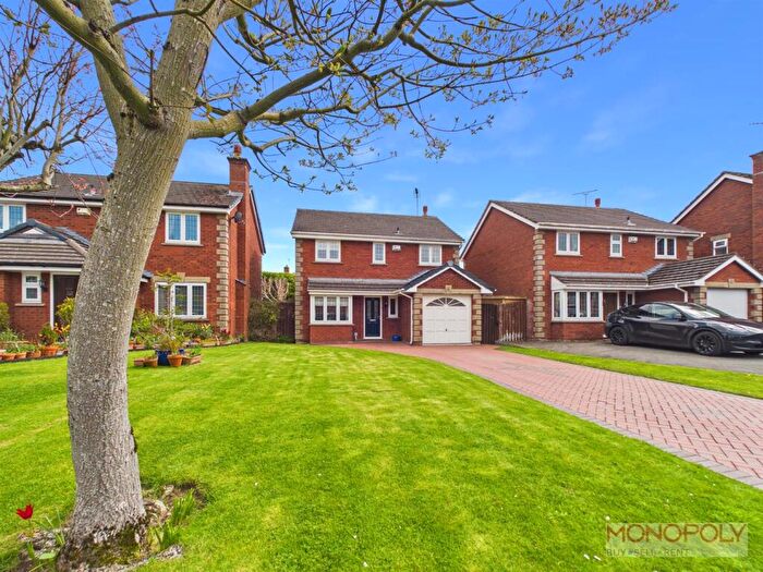 4 Bedroom Detached House For Sale In Abbottsford Drive, Penyffordd, Chester, CH4