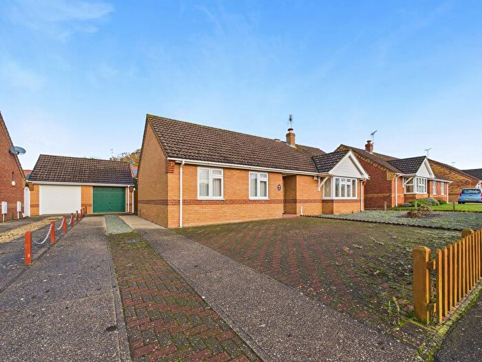 3 Bedroom Detached Bungalow For Sale In Greenwich Close, Downham Market, PE38