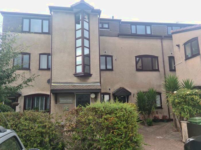 2 Bedroom Apartment To Rent In Townley Court, Wirral, CH47