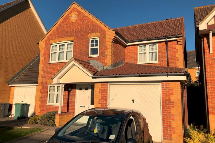 5 Bedroom Link Detached House To Rent In Sylvan Drive, Newport PO30