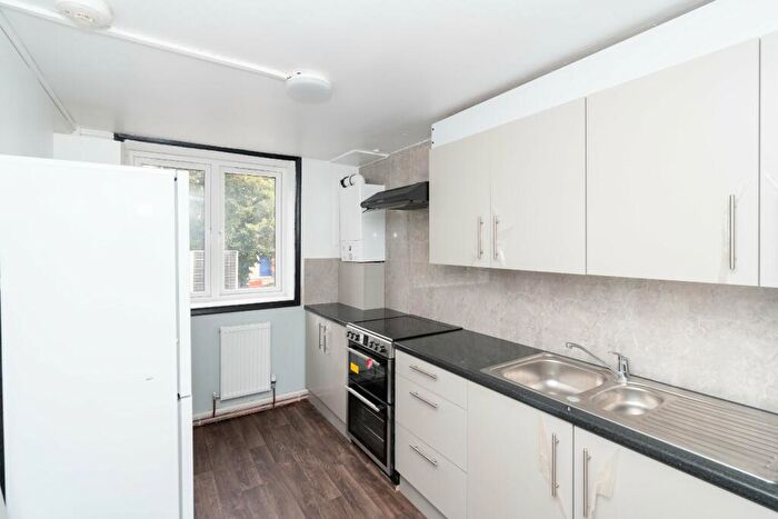 1 Bedroom Apartment To Rent In Fareham House, Marlowes, Hemel Hempstead, Hertfordshire, HP1