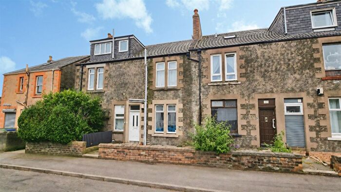 3 Bedroom Flat To Rent In Erskine Street, Buckhaven, Leven, KY8