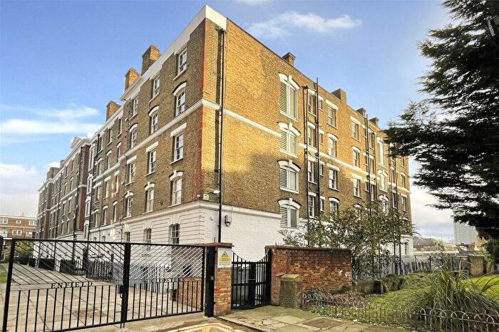 1 Bedroom Apartment To Rent In Enfield Cloisters, N1