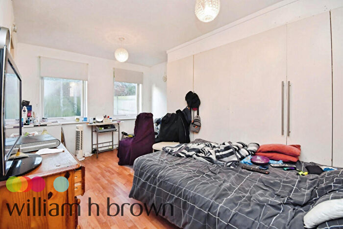 Apartment To Rent In Darnay Rise, Chelmsford, CM1