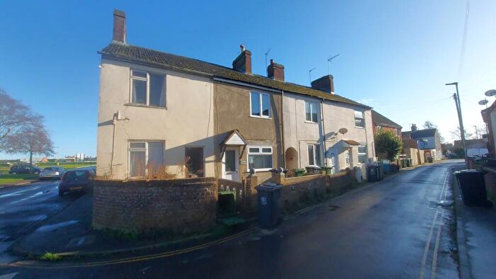 3 Bedroom Terraced House For Sale In Breydon Road, Great Yarmouth, Norfolk, NR31