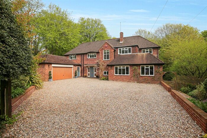 4 Bedroom Detached House For Sale In Bishops Road, Tewin, Welwyn, AL6