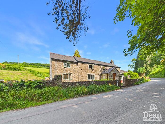 6 Bedroom Cottage For Sale In Mork, St. Briavels, Lydney, GL15