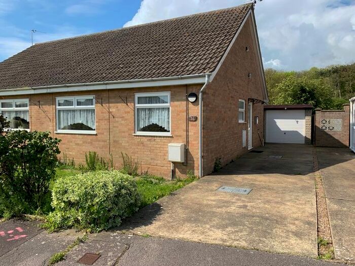 2 Bedroom Semi-Detached Bungalow To Rent In Manor Park Road, Corton, Lowestoft, NR32