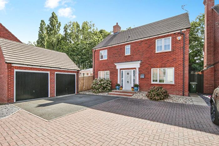 4 Bedroom Detached House For Sale In Bronze View, Westwood Heath, CV4