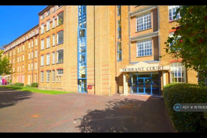 2 Bedroom Flat To Rent In Durrant Court, Chelmsford, CM1