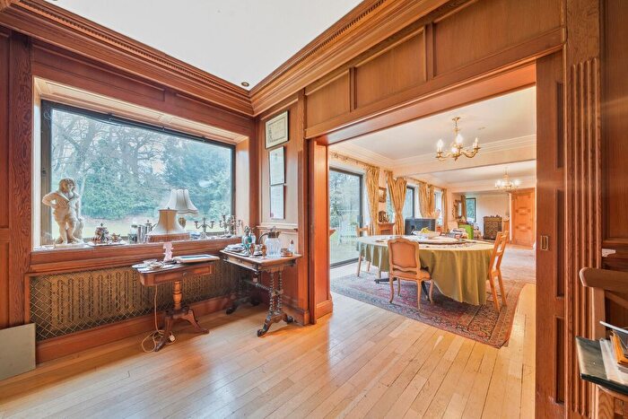 6 Bedroom Detached House For Sale In South Hill Road, Bromley, BR2