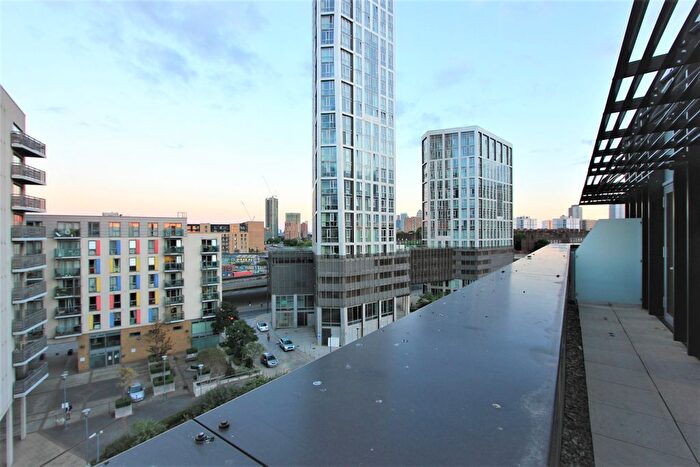 1 Bedroom Flat To Rent In Pavilions Court, Cooks Road, London, E15