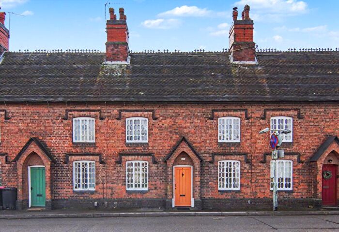 2 Bedroom Cottage For Sale In Arbour Cottages, Watling Street, Mancetter, Atherstone, CV9