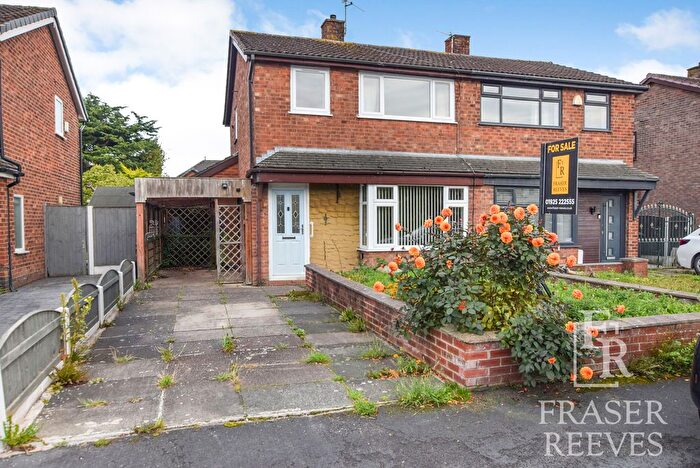 3 Bedroom Semi-Detached House For Sale In Wensley Road, Lowton, WA3