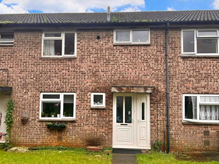 3 Bedroom Terraced House For Sale In Maidencastle, Blackthorn, Northampton, NN3